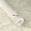 Rasch Golden Hour 941258 Damask Desenli Duvar Kağıdı Soft bej zemin üzerine hafif yeşil tonlarında damask desenli klasik keten tekstürlü salon duvar kağıdı