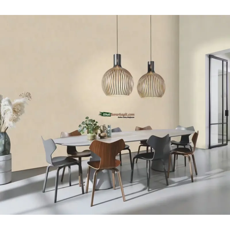 Krem ve kemik tonlarında kendinden şık hasır tekstürlü düz desenli modern salon duvar kağıdı