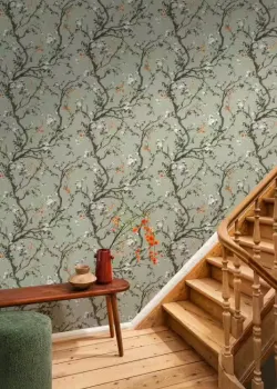 Rasch In Bloom 413243 Yeşil Zemin Sakura Kiraz Çiçeği Desenli Duvar Kağıdı, 5.33m²