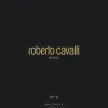 Roberto Cavalli No.9 RC21004 Duvar Kağıdı Fildişi ve açık bej tonlarında katmanlı kuş tüyü desenli rölyef dokulu lüks duvar kağıdı