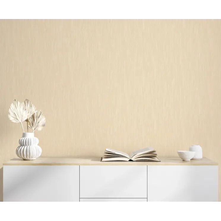 Casa Chic Z20103 Krem Bej Dikey Çizgili Kumaş Dokulu Duvar Kağıdı Casa Chic Z20103 krem bej renkli, dikey çizgili kumaş dokulu duvar kağıdı.