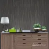 Koyu kahve ve bronz tonlarında dikey çizgili, kumaş görünümlü modern elyaf duvar kağıdı