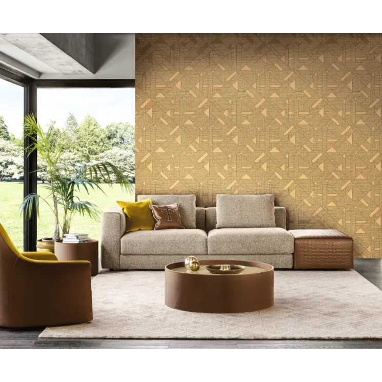 Trussardi 7 Z18950: Geometrik füme modern iç mekan duvar kağıdı Modern geometrik desenli, füme ve koyu kahve tonlarında keten dokulu elyaf duvar kağıdı