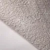Açık kahverengi tonlarında keten dokulu, düz modern elyaf duvar kağıdı