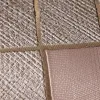 Modern geometrik desenli, bej ve kahve tonlarında keten dokulu elyaf duvar kağıdı