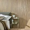 Kahve eskitme tonlarında, dikey çizgili bambu desenli ve dokulu dekoratif duvar tasarımı E122.